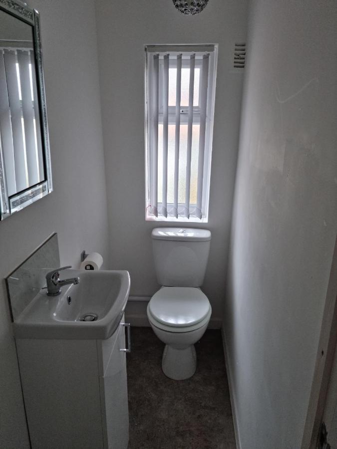 3 Bedroom House-엘즈미어 포트 외부 사진